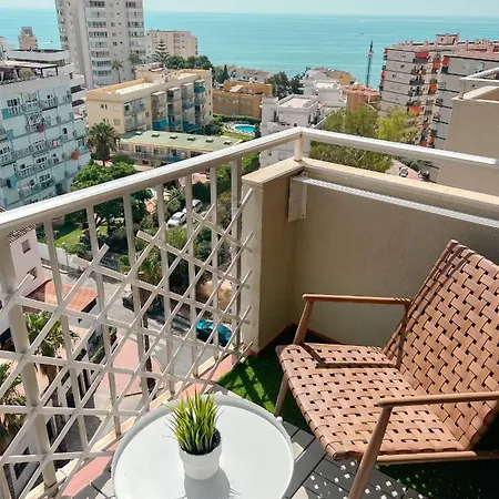 Cozy With Sea Views Lägenhet Benalmádena